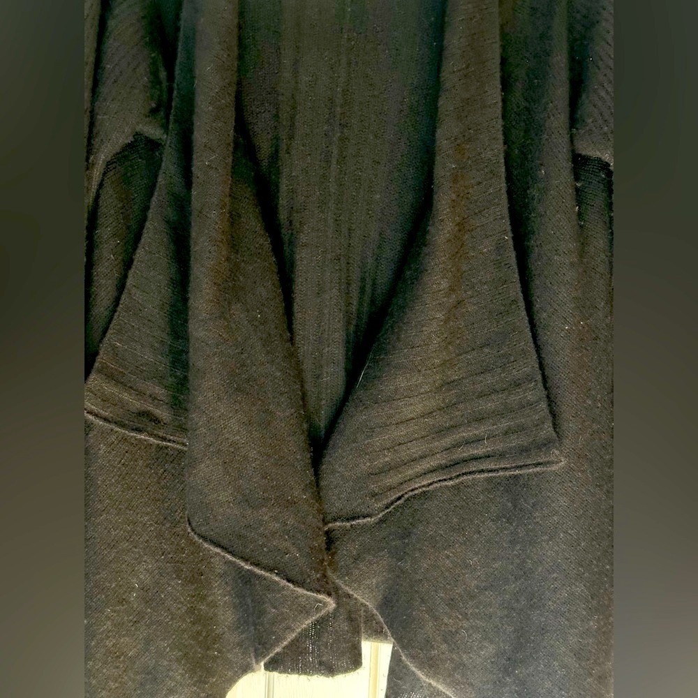 EUC James Perse 100% cashmere black waterfall cardigan sweater - size 4/XL - Picture 4 of 9